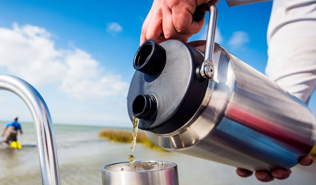 Yeti Rambler 1 Gallon Jug Water Bottles 7 Yeti Rambler 1 Gallon Jug Water Bottles